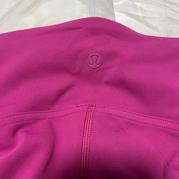 Lululemon Athletica Pink High Rise Cropped Leggings Size 10 - Picture 8 of 12